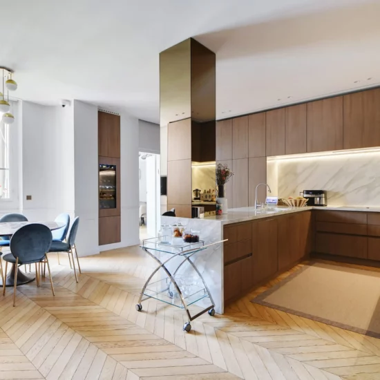 PARIS-16-.-min_2_11zon